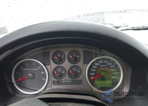 2005 Ford F-150 Fx4/Xlt z USA, uszkodzony, nr VIN 1FTPX04515KC85478